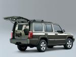 Jeep Commander Sport 2005 года
